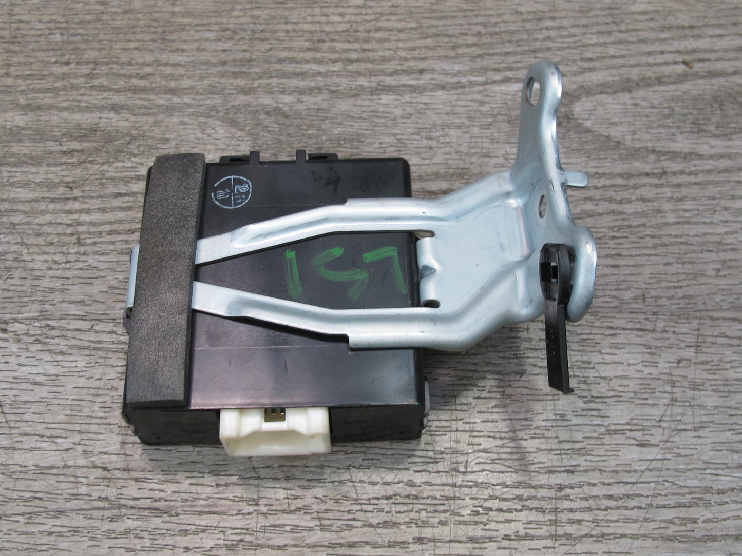 95-97 Lexus UCF20L LS400 Door Receiver Control Module 89741-50131 OEM