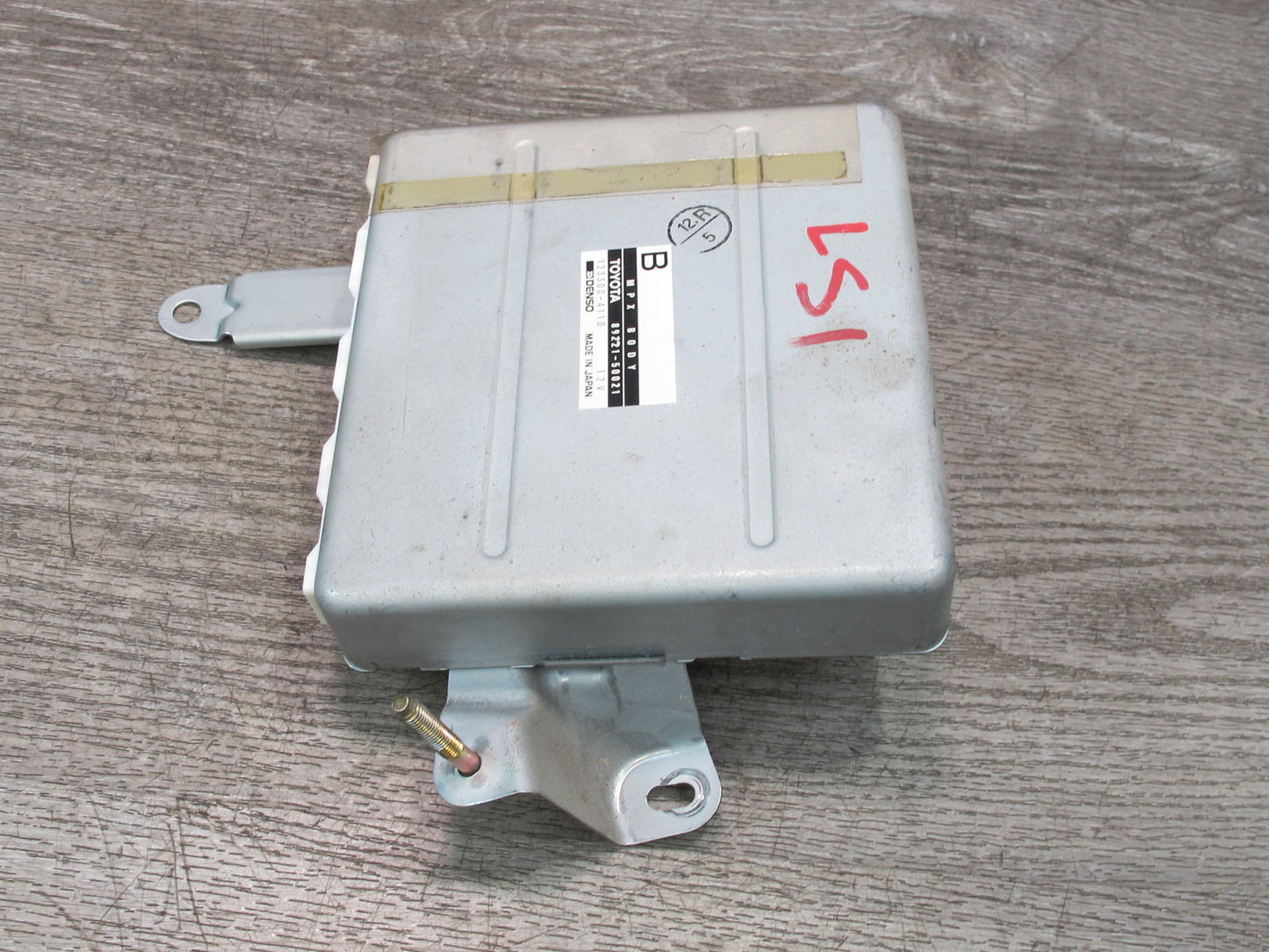 1997 Lexus UCF20L LS400 Multiplex Body Control Module 89221-50021 OEM