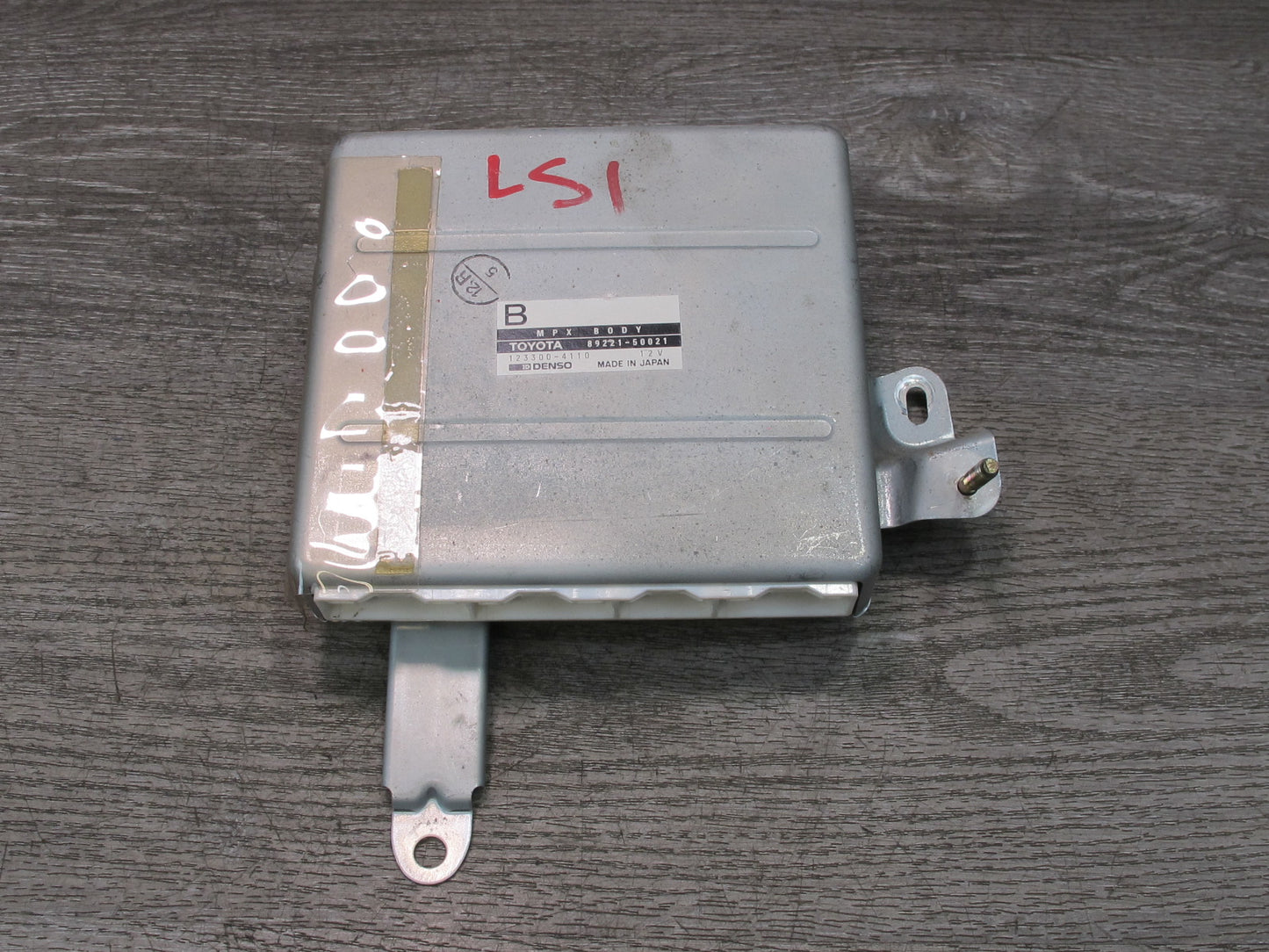 1997 Lexus UCF20L LS400 Multiplex Body Control Module 89221-50021 OEM
