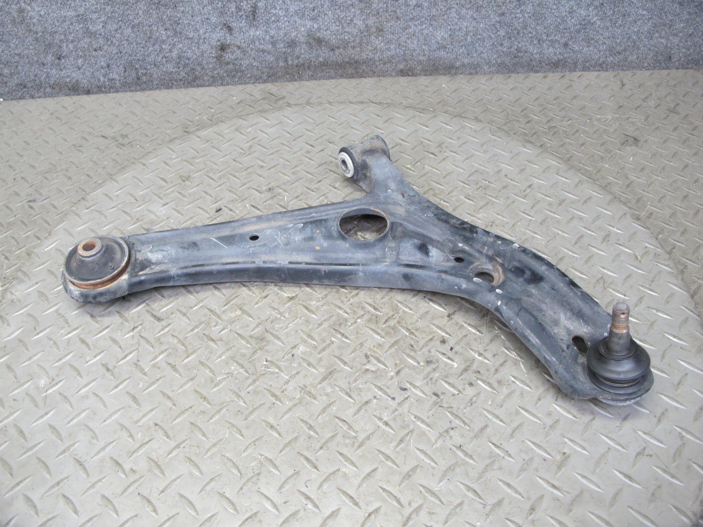 00-05 Toyota MR2 Spyder ZZW30L Front Right Suspension Lower Control Arm OEM