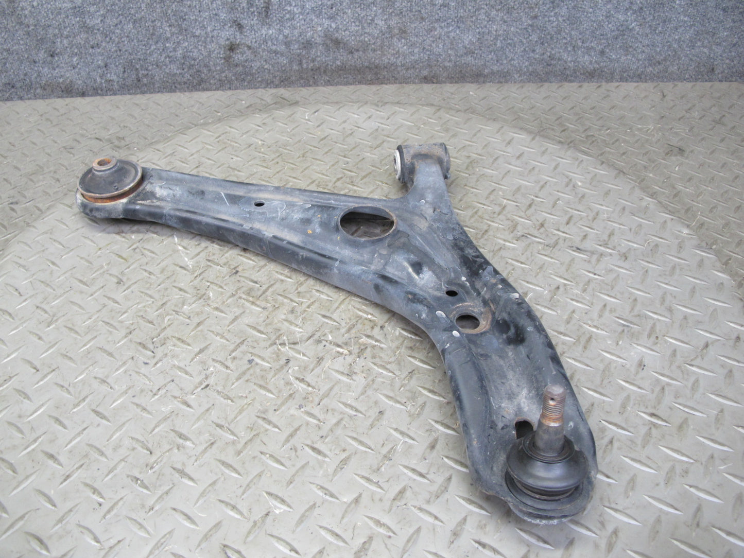 00-05 Toyota MR2 Spyder ZZW30L Front Right Suspension Lower Control Arm OEM