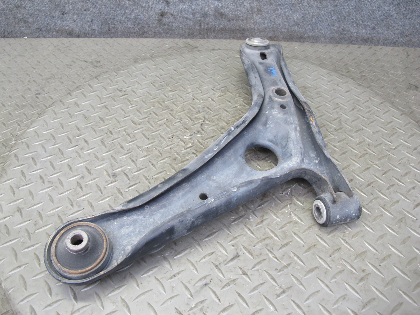 00-05 Toyota MR2 Spyder ZZW30L Front Right Suspension Lower Control Arm OEM