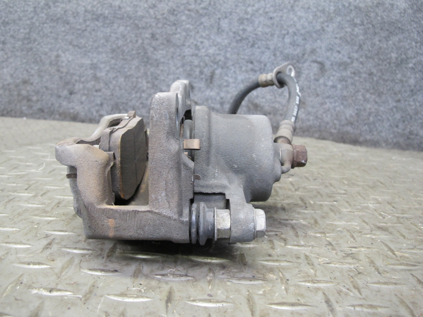 00-05 Toyota MR2 Spyder ZZW30L Set of 2 Front Left & Right Brake Caliper OEM
