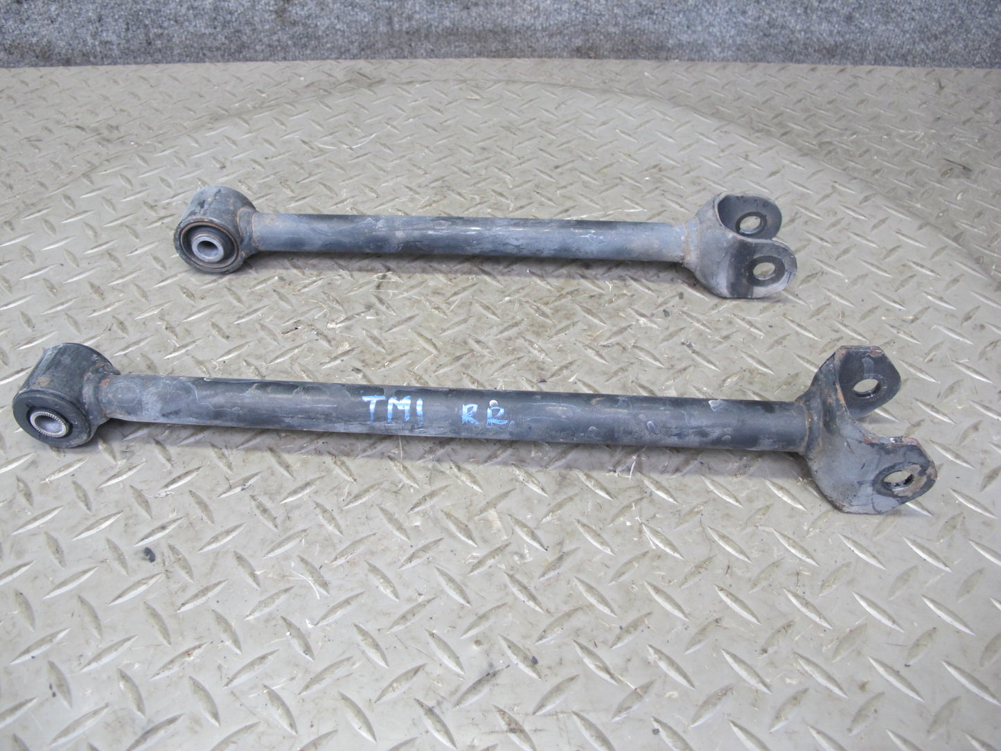 00-05 Toyota MR2 Spyder ZZW30L Set of 4 Rear Right Suspension Control Arm OEM