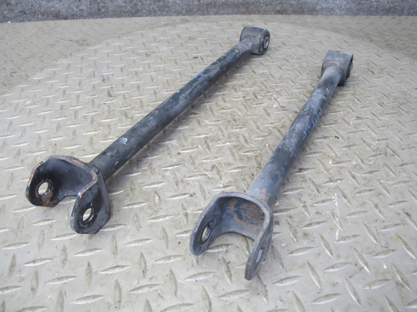 00-05 Toyota MR2 Spyder ZZW30L Set of 4 Rear Right Suspension Control Arm OEM