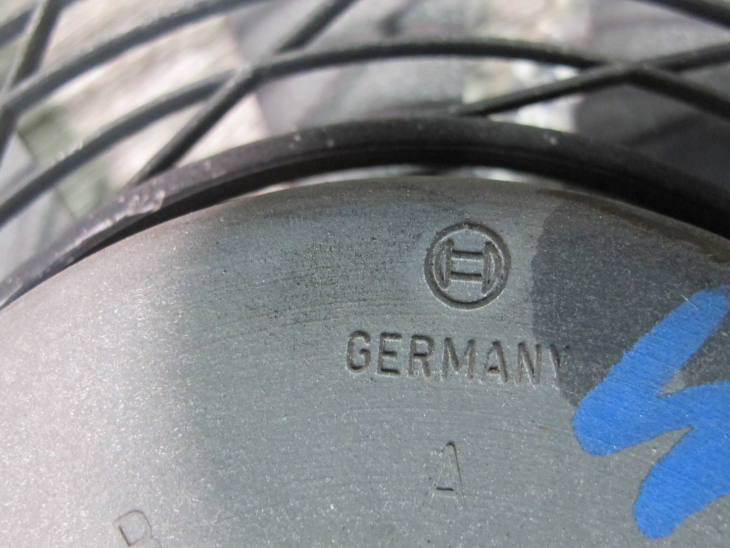 73-85 Mercedes R107 Sl-class Engine Cooling Radiator Auxiliary Fan Motor OEM