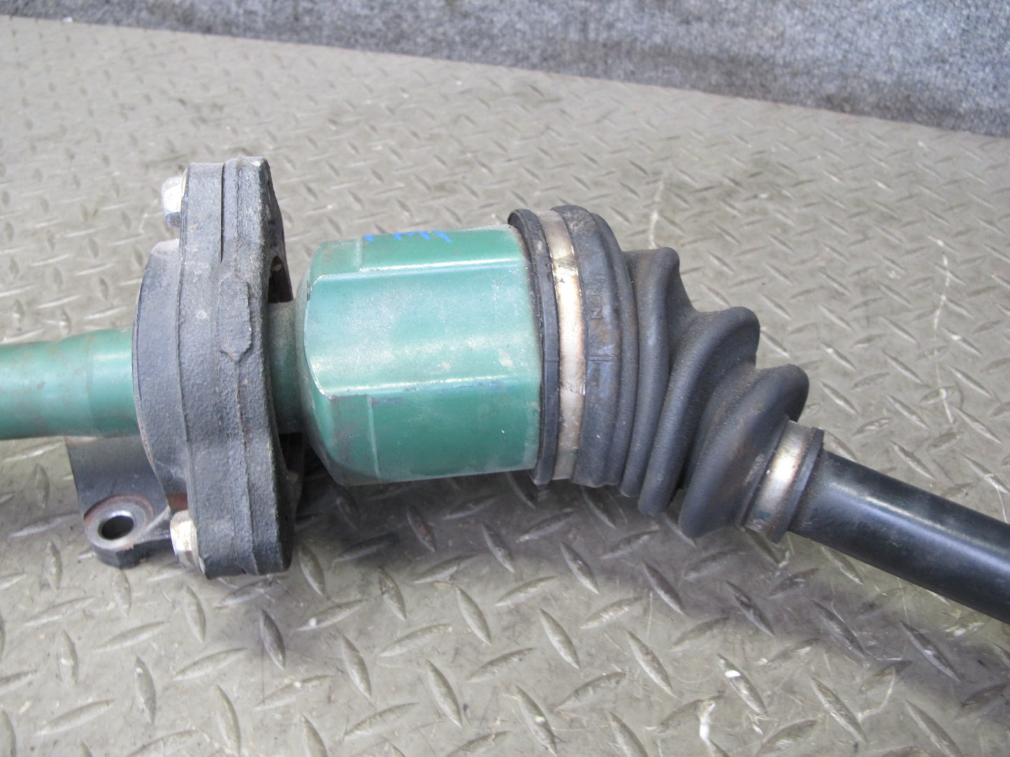 03-05 Toyota MR2 Spyder ZZW30L SMT Rear Right Suspension Axle Shaft OEM