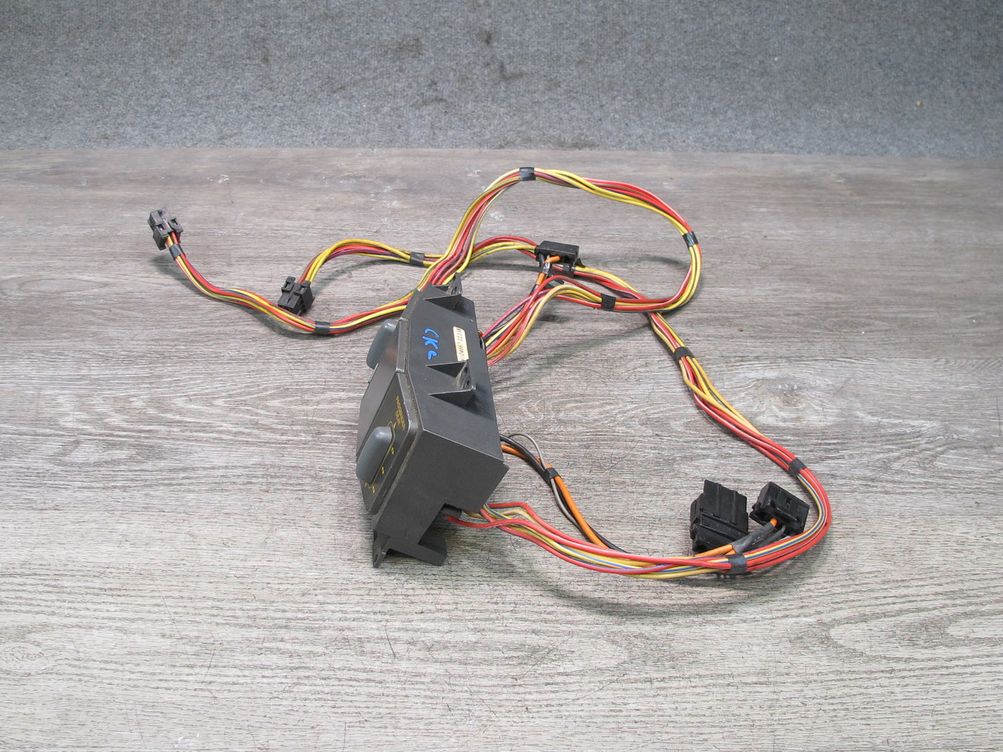 90-91 Chevrolet Corvette C4 Front Left & Right Seat Switch w Wiring 14104667 OEM