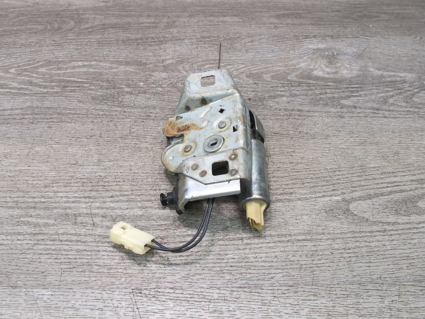 84-91 Chevrolet Corvette C4 Coupe Rear Window Hatch Trunk Lock Latch Release OEM