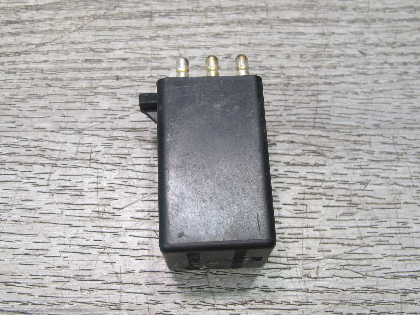 73-89 Mercedes R107 Intermittent Wiper Relay Module Unit 0008210863 OEM