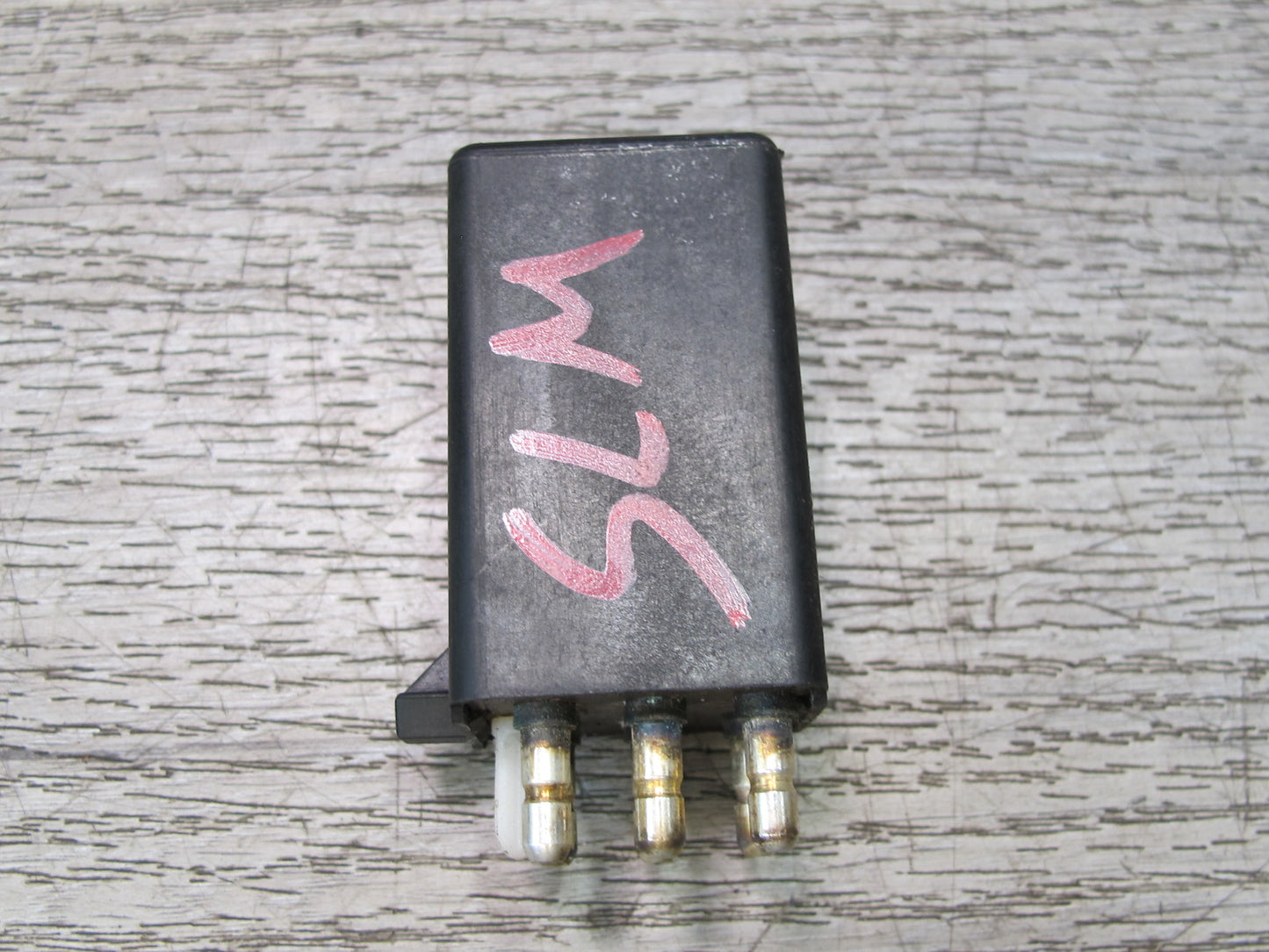 73-89 Mercedes R107 Intermittent Wiper Relay Module Unit 0008210863 OEM