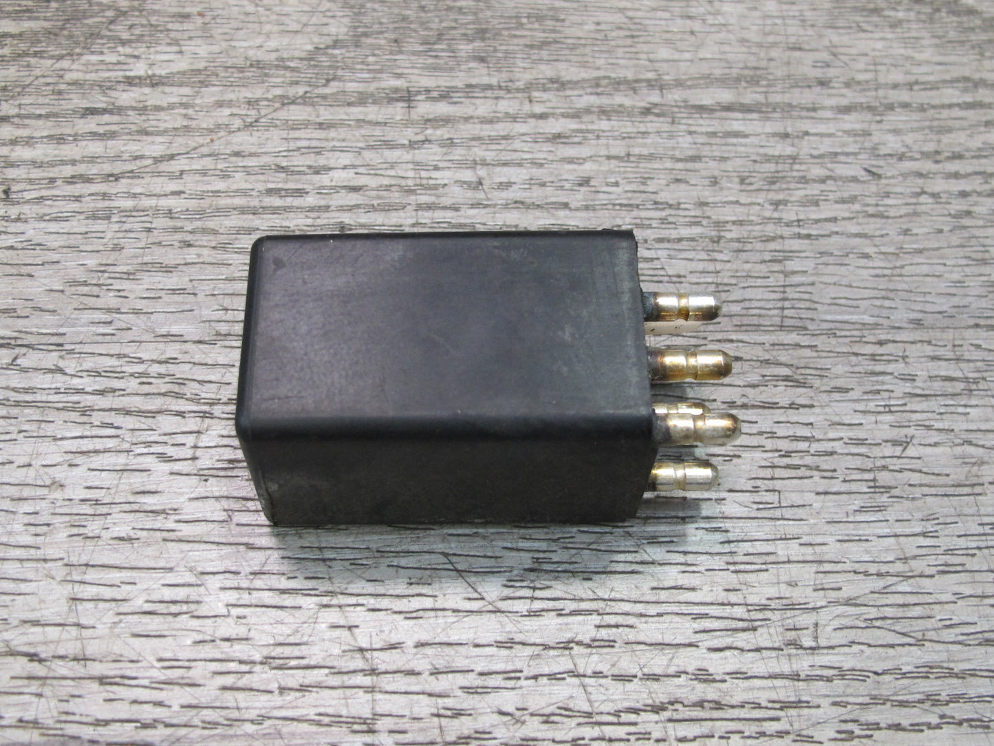 73-89 Mercedes R107 Intermittent Wiper Relay Module Unit 0008210863 OEM