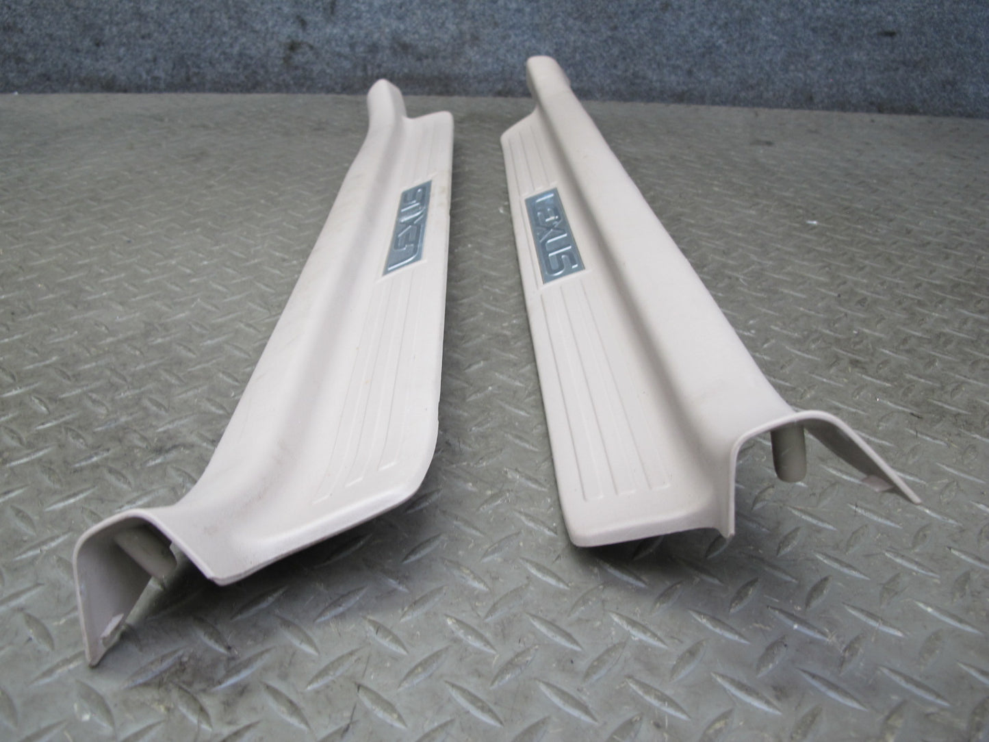 1998-2002 Lexus UZJ100L LX470 Front & Rear Door Scuff Sill Plate Trim Set of 4