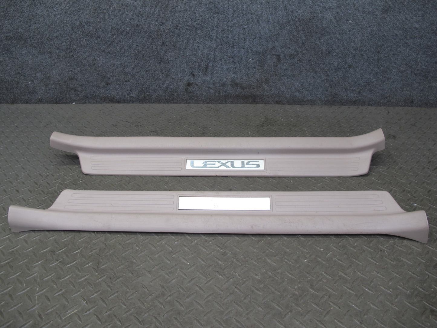 1998-2002 Lexus UZJ100L LX470 Front & Rear Door Scuff Sill Plate Trim Set of 4