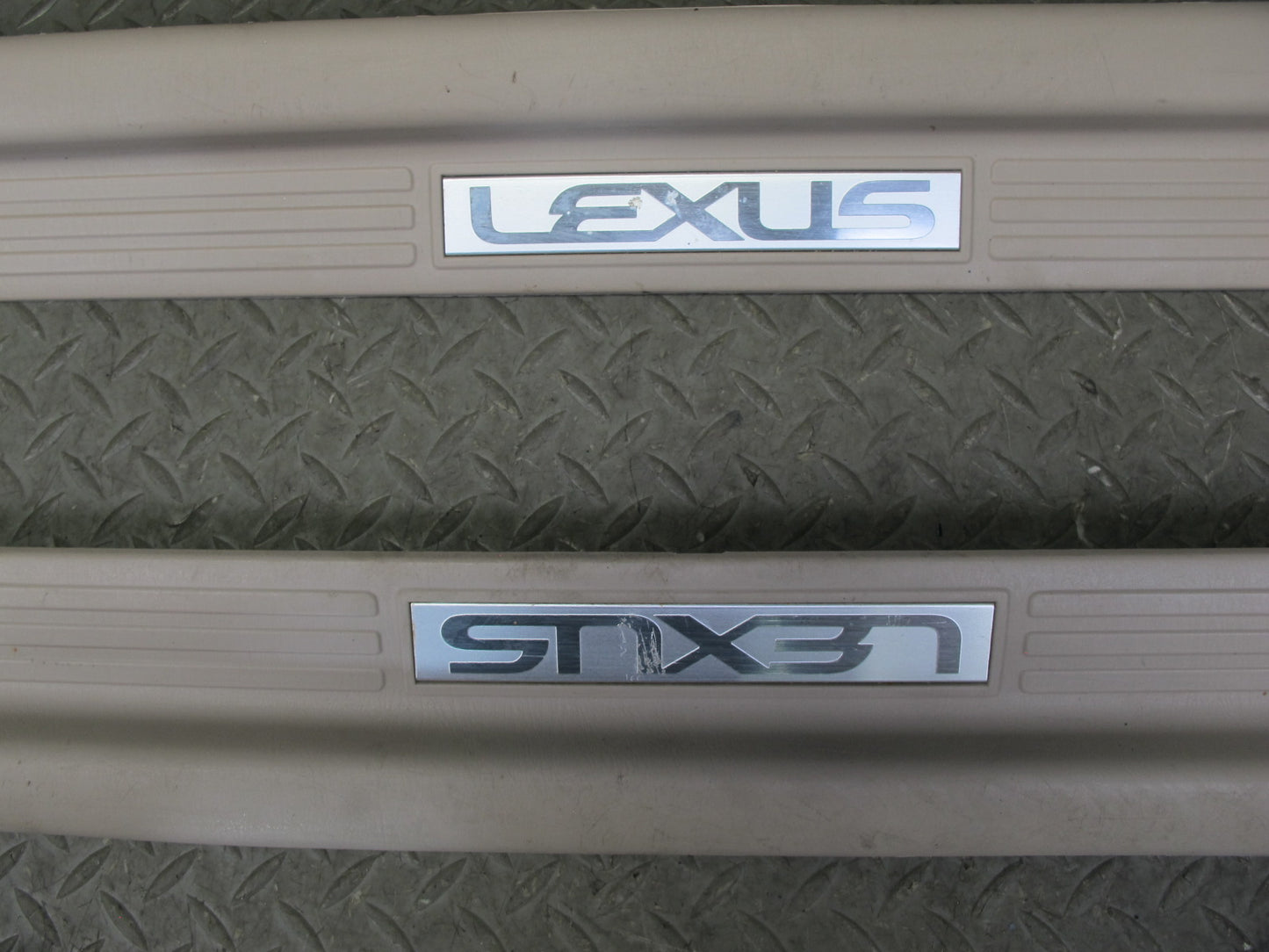 1998-2002 Lexus UZJ100L LX470 Front & Rear Door Scuff Sill Plate Trim Set of 4