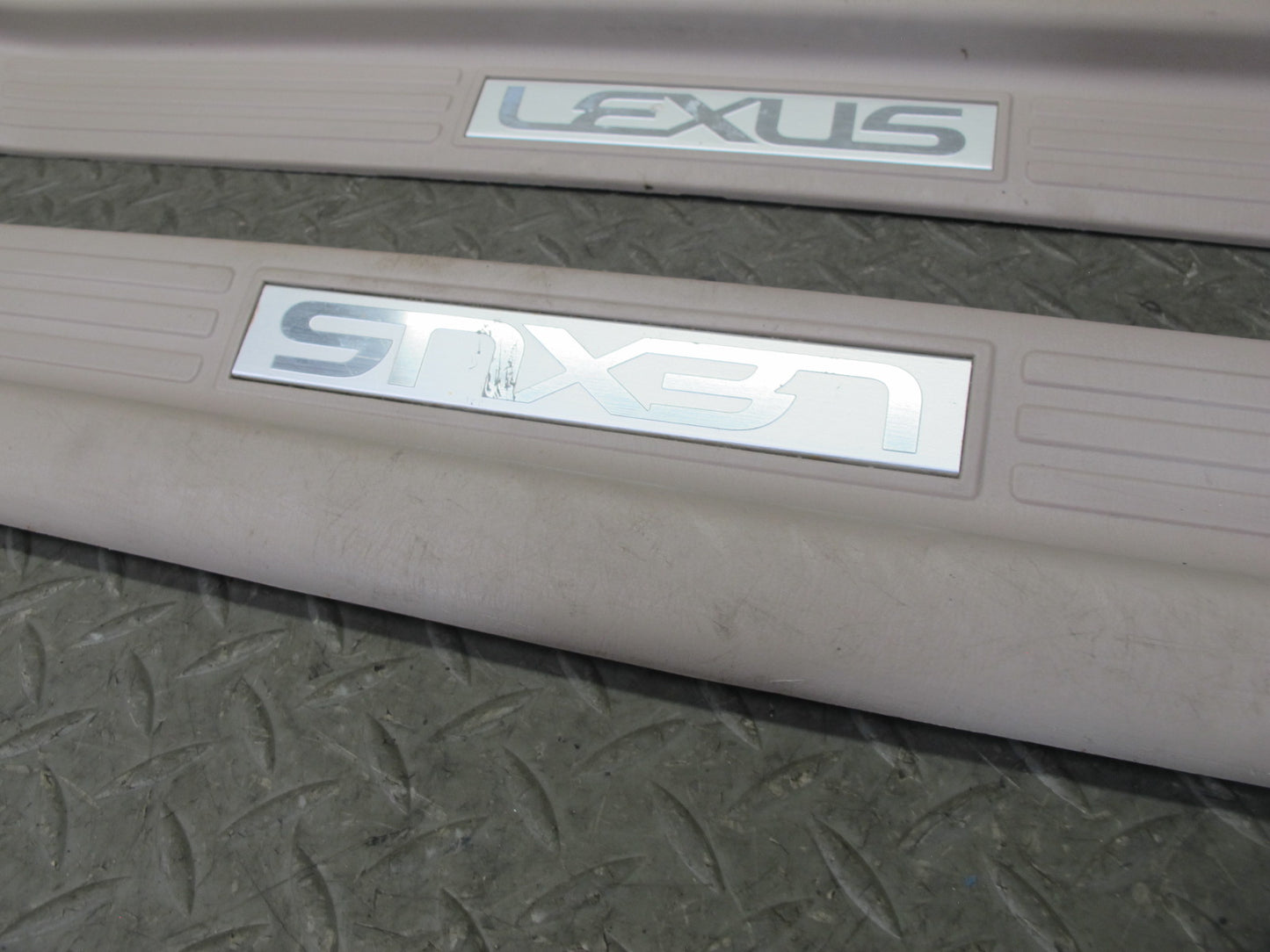1998-2002 Lexus UZJ100L LX470 Front & Rear Door Scuff Sill Plate Trim Set of 4