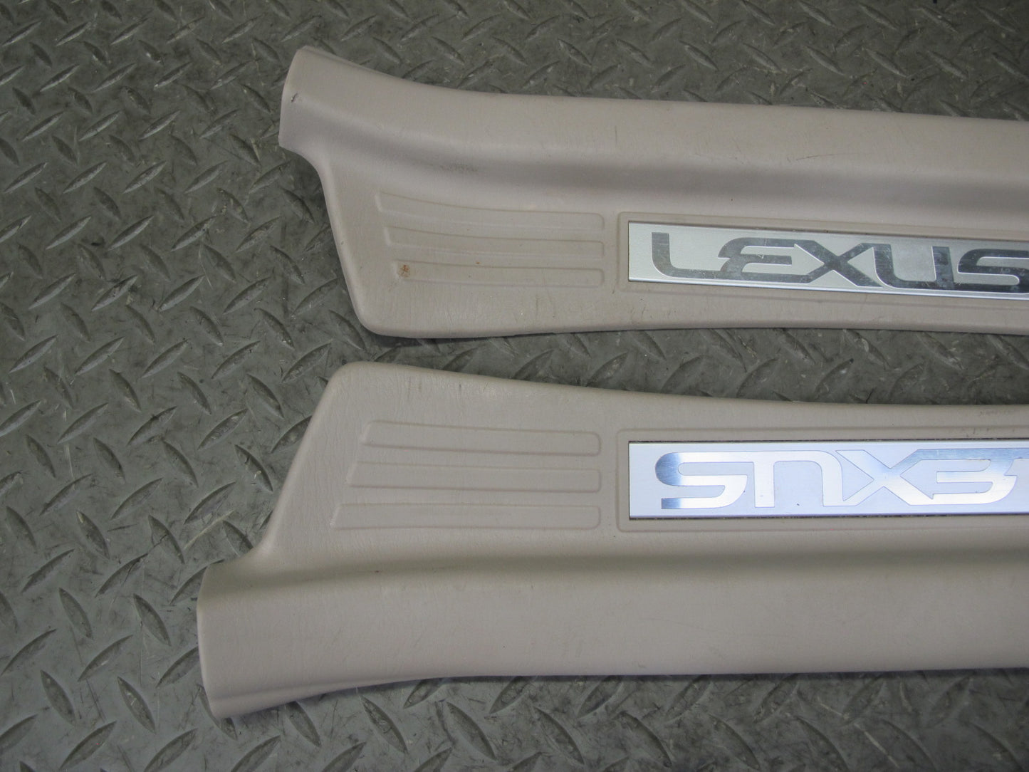 1998-2002 Lexus UZJ100L LX470 Front & Rear Door Scuff Sill Plate Trim Set of 4