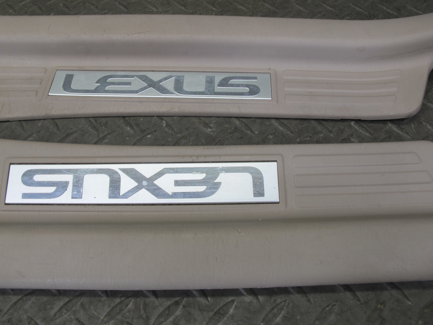 1998-2002 Lexus UZJ100L LX470 Front & Rear Door Scuff Sill Plate Trim Set of 4