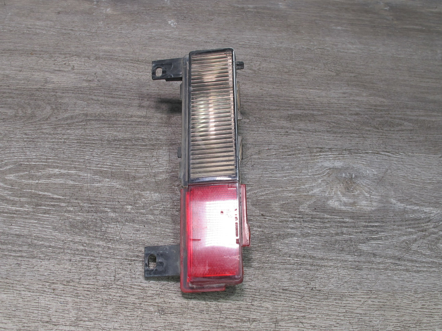 91-96 Chevrolet Corvette C4 Rear Right Side Marker Light Lamp 16508520 OEM