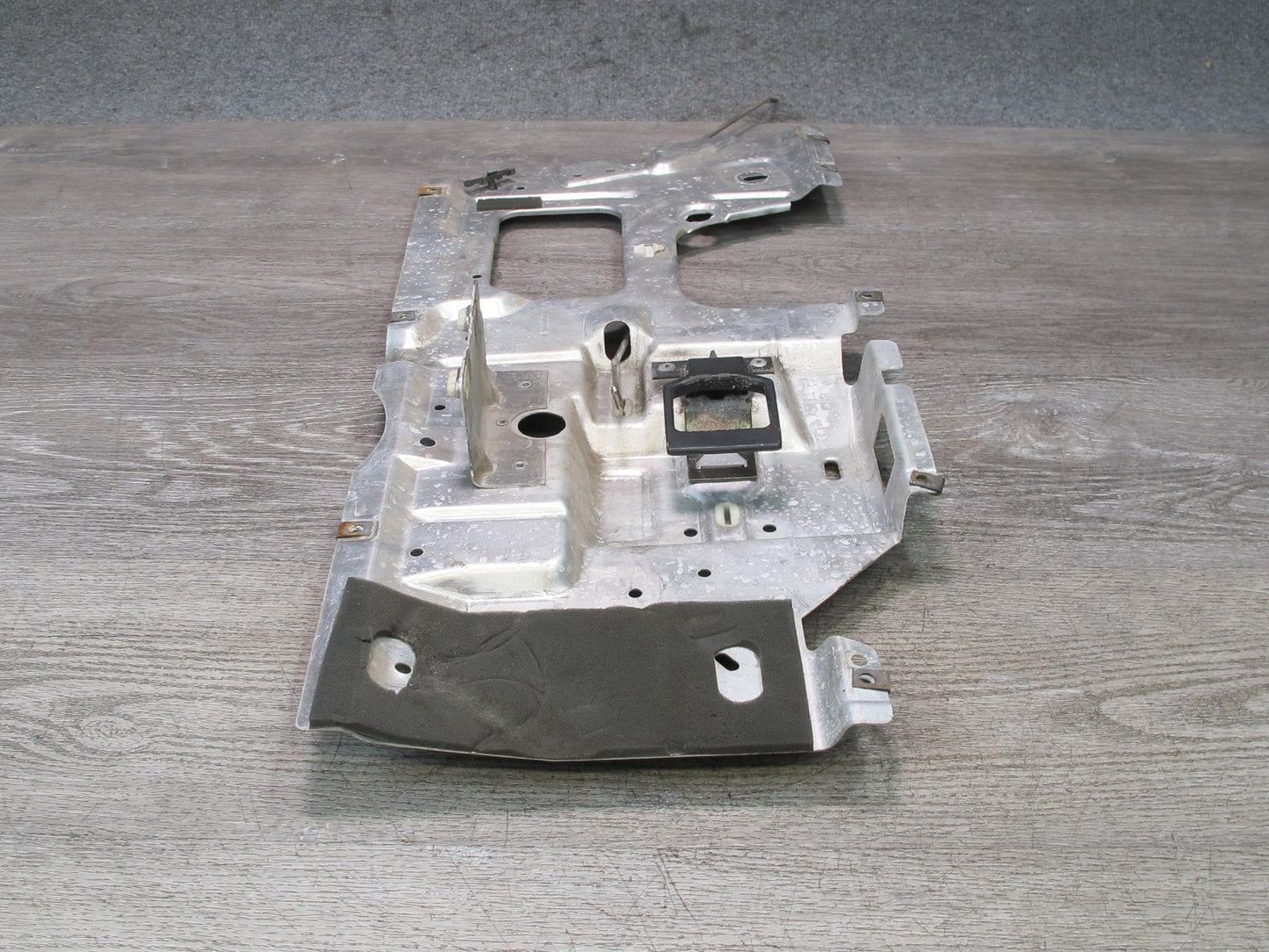 90-93 Chevrolet Corvette C4 Left Door Inner Alloy Mounting Panel w Handle OEM