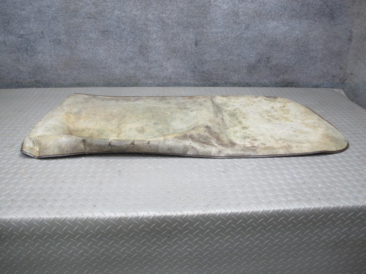 81-85 Mercedes R107 Rear Trunk Floor Trim Carpet Liner Cover MAT Set Brown OEM