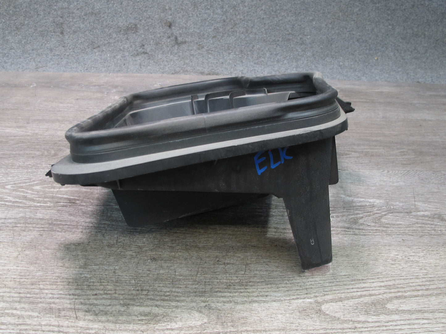 05-11 Mercedes R171 Slk-class Air Duct Cover Lid OEM