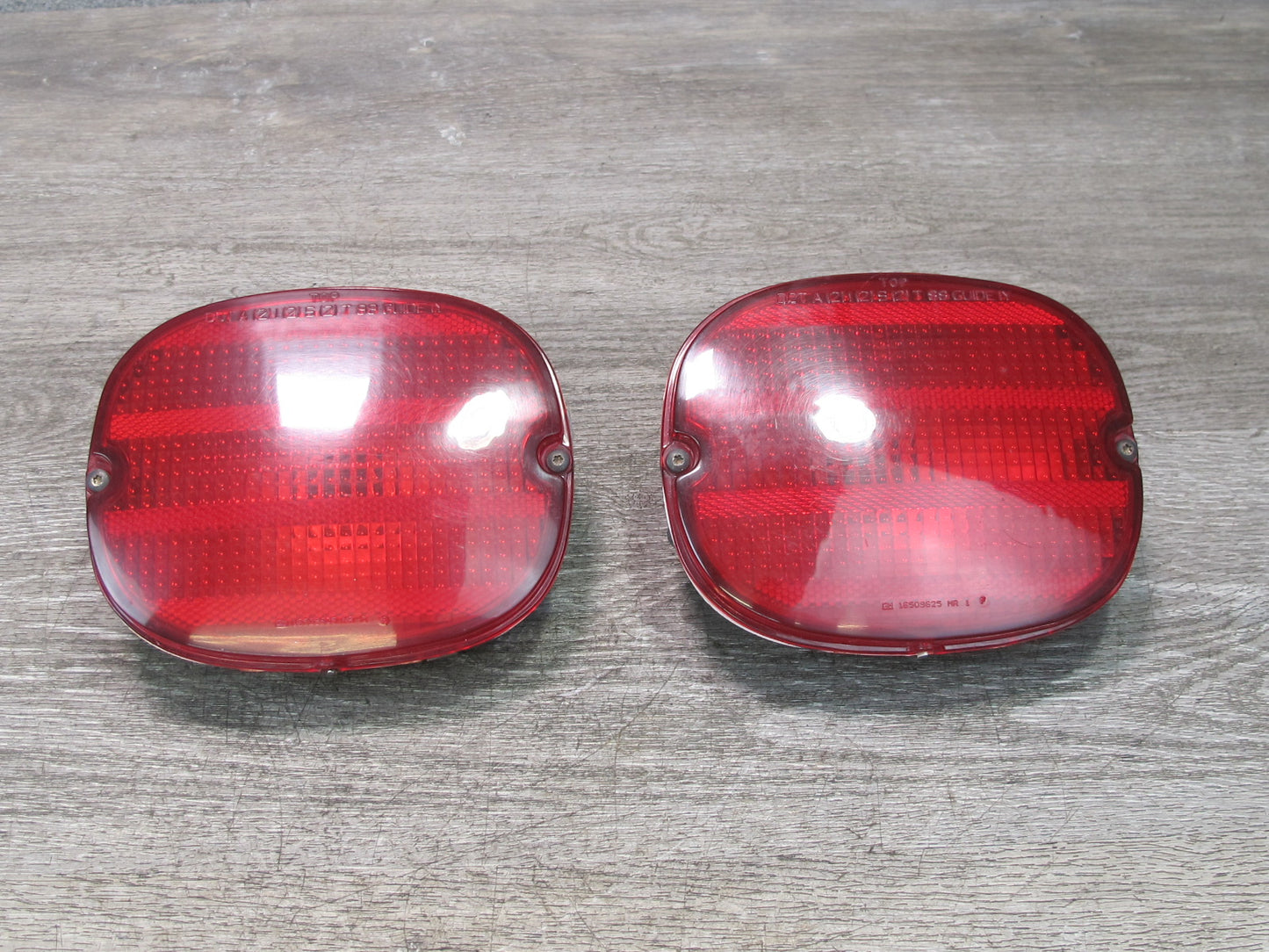 91-96 Chevrolet Corvette C4 Set of 2 Rear Left or Right Tail Light Lamp Lens OEM