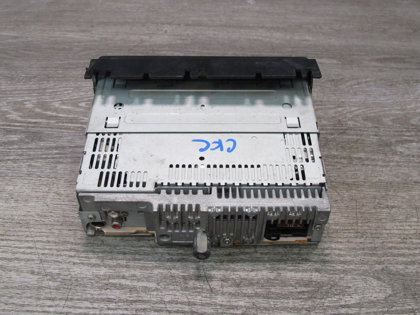 Pioneer DEH-24F Radio CD Player