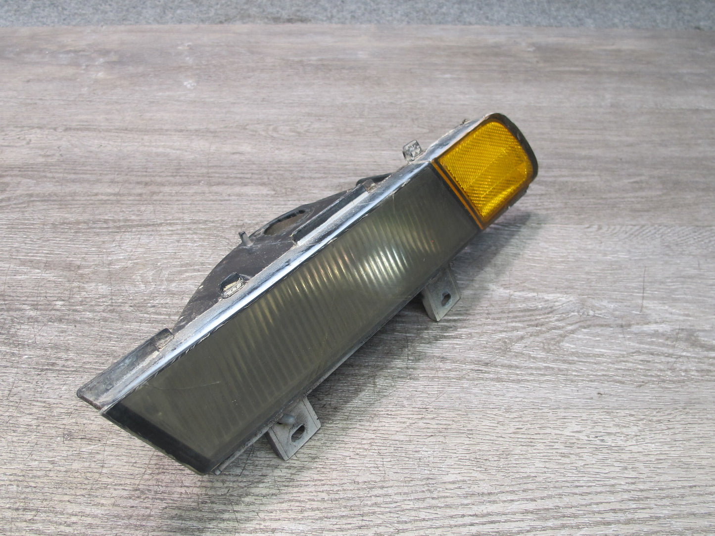 91-96 Chevrolet Corvette C4 Set of 2 Front Left & Right Side Marker Light OEM