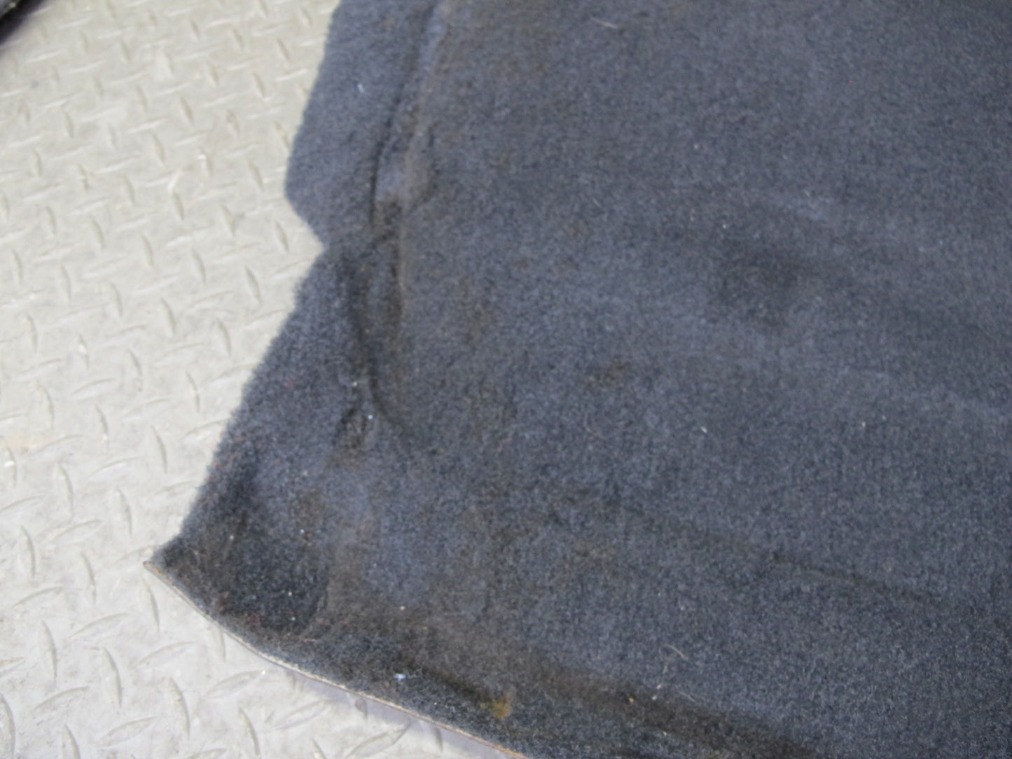 90-93 Chevrolet CORVETTEC4 Rear Floor Wall Carpet Panel Black 10089538 OEM