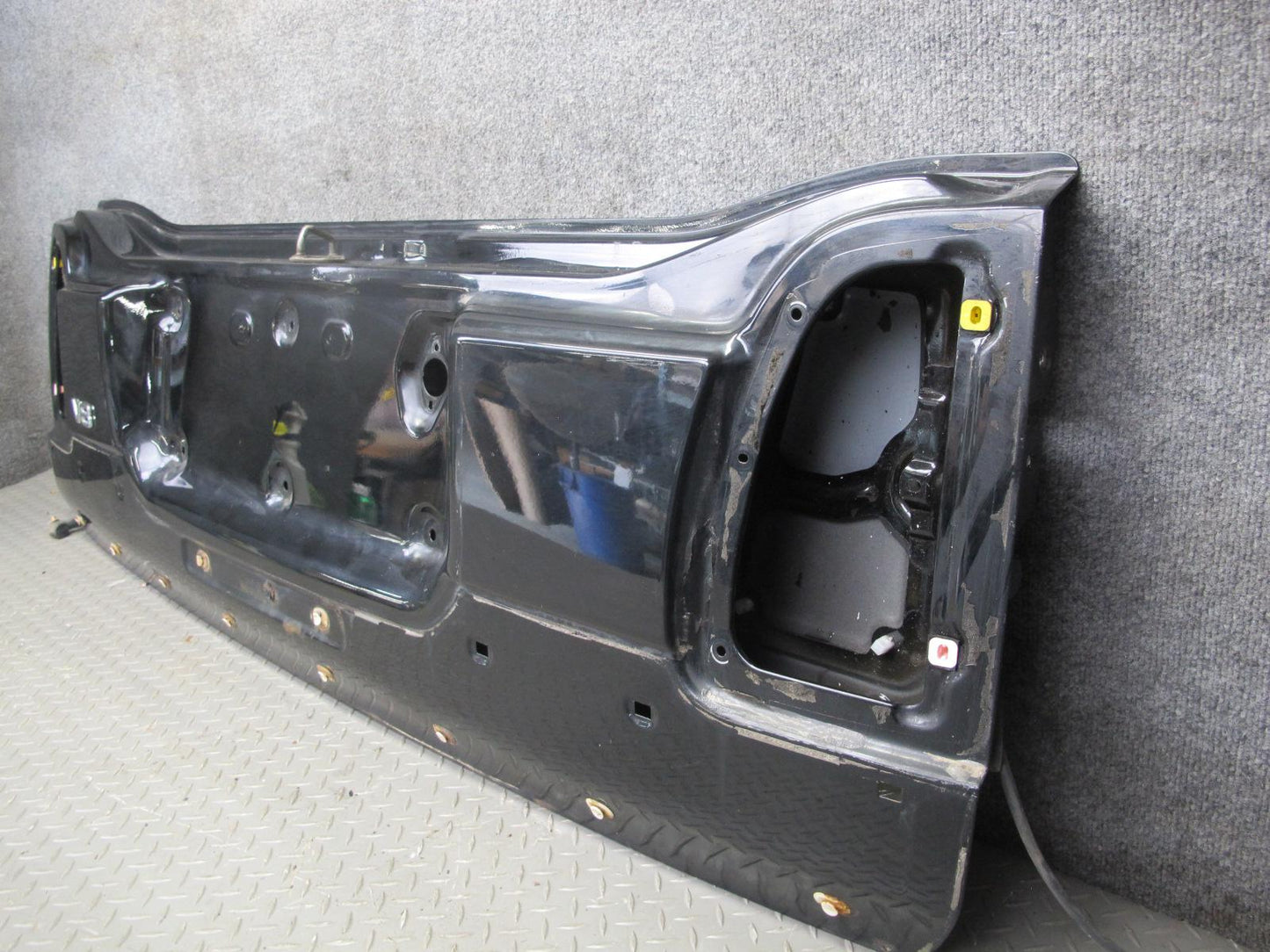 1998-2002 Lexus J100 LX470 Rear Trunk Lid Tailgate Tail Gate Lower Panel Black