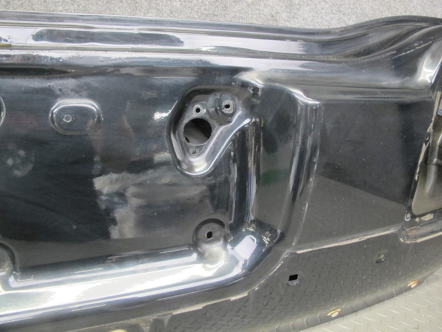 1998-2002 Lexus J100 LX470 Rear Trunk Lid Tailgate Tail Gate Lower Panel Black