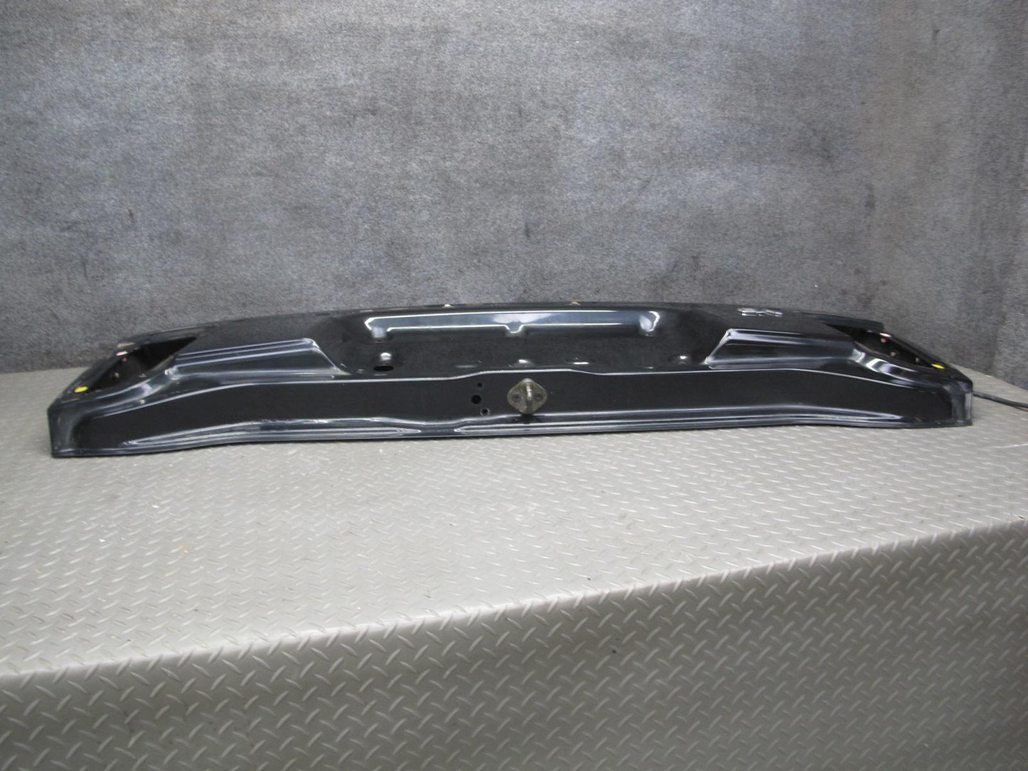 1998-2002 Lexus J100 LX470 Rear Trunk Lid Tailgate Tail Gate Lower Panel Black