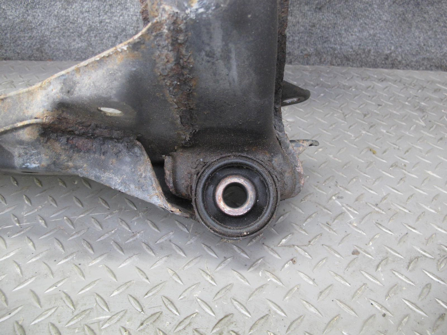 90-93 Nissan Z32 300ZX Turbo M/T Rear Suspension Crossmember OEM