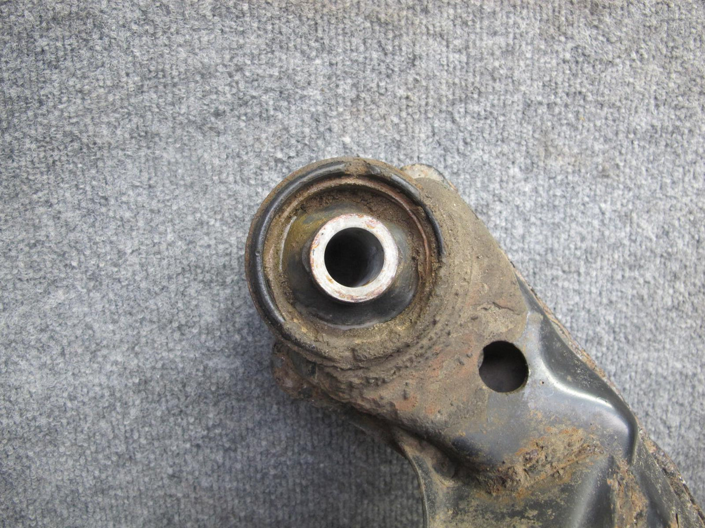90-93 Nissan Z32 300ZX Turbo M/T Rear Suspension Crossmember OEM