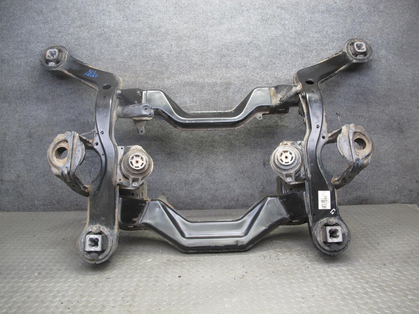96-99 Mercedes W140 C140 CL Coupe Front Sub Frame Crossmember Carrier Cradle OEM