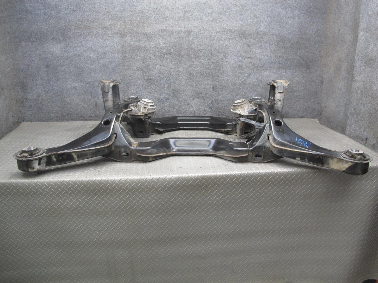 96-99 Mercedes W140 C140 CL Coupe Front Sub Frame Crossmember Carrier Cradle OEM