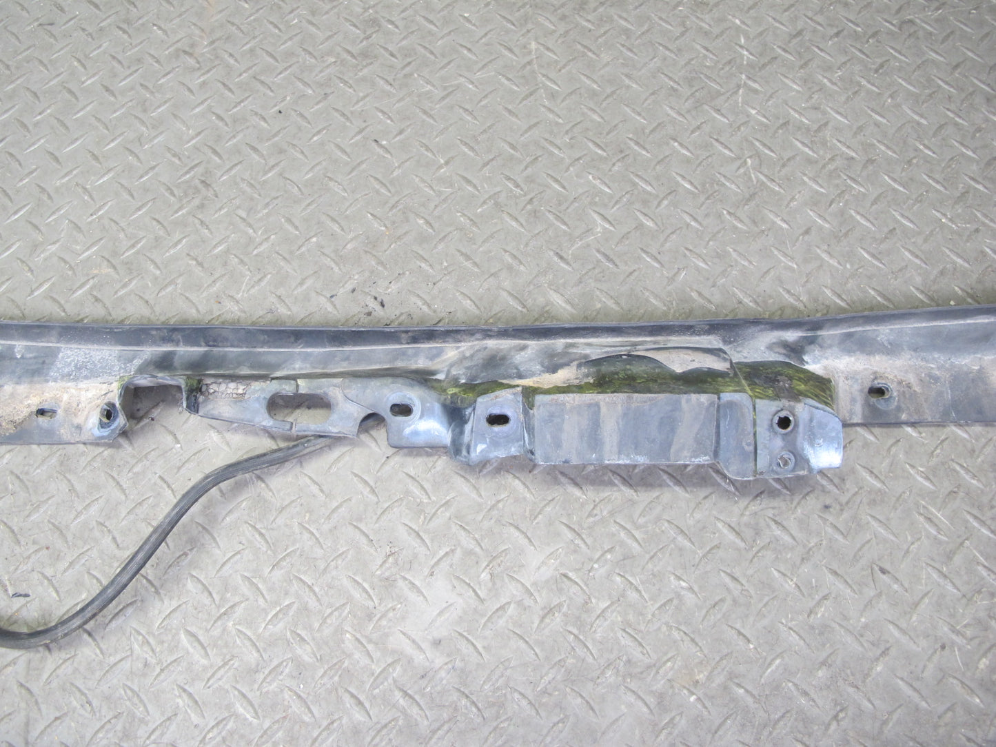89-96 Chevrolet Corvette C4 Hood Cowl Seal Gasket 14104361 OEM