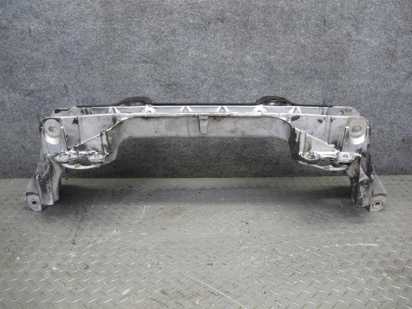 92-00 Lexus JZZ31L SC400 SC300 Front Engine Subframe Crossmember Carrier OEM