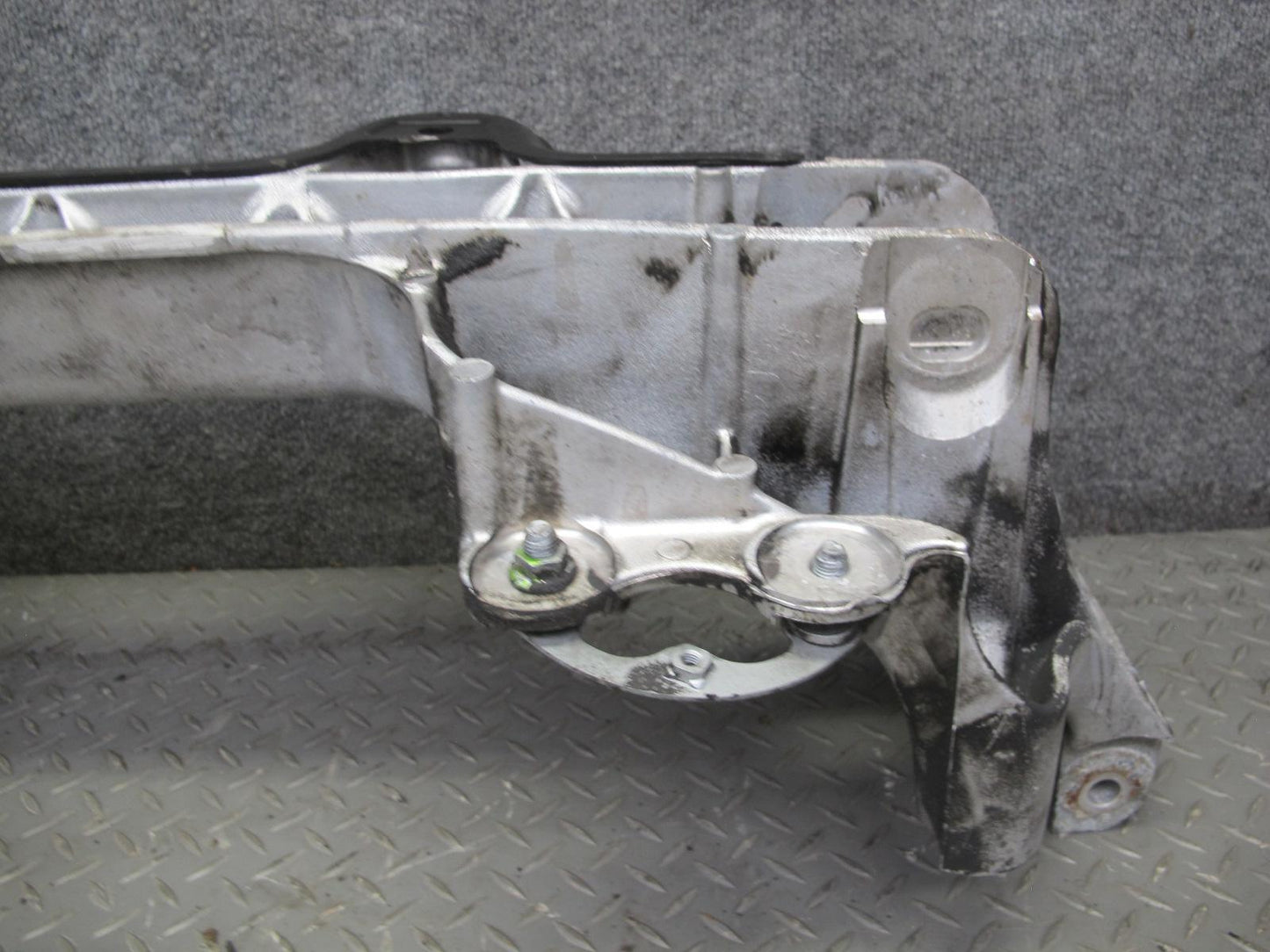 92-00 Lexus JZZ31L SC400 SC300 Front Engine Subframe Crossmember Carrier OEM