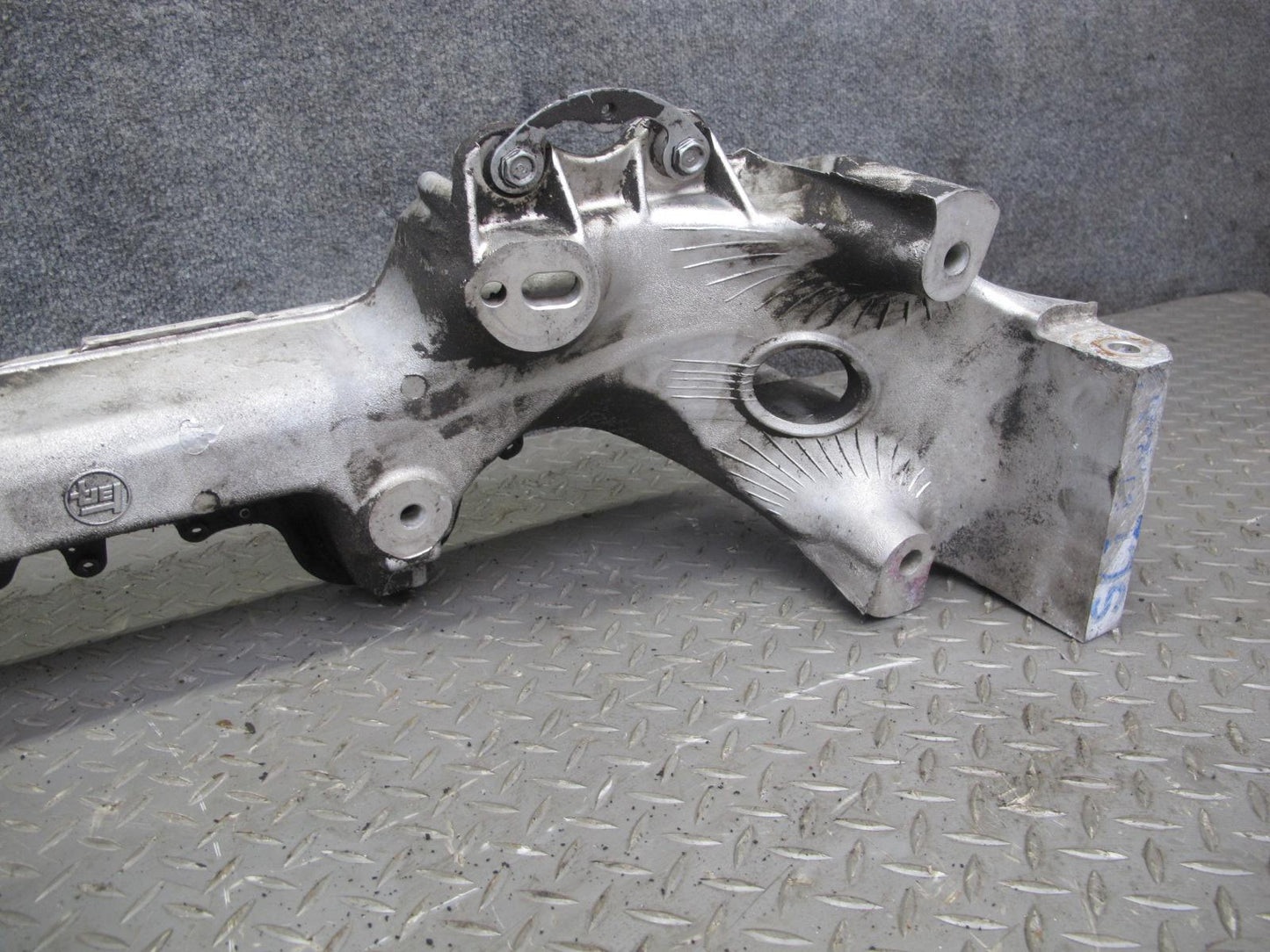 92-00 Lexus JZZ31L SC400 SC300 Front Engine Subframe Crossmember Carrier OEM