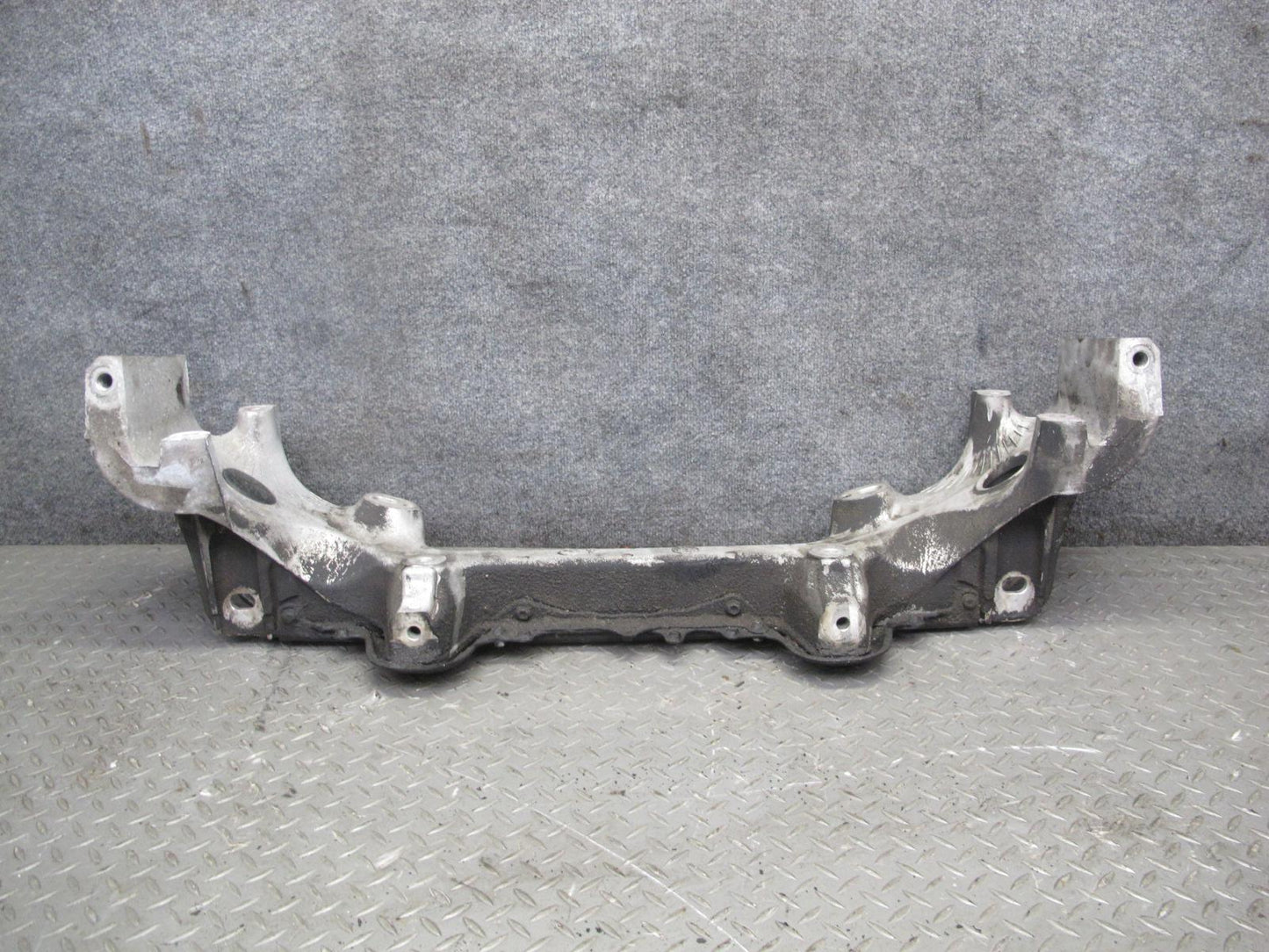 92-00 Lexus JZZ31L SC400 SC300 Front Engine Subframe Crossmember Carrier OEM