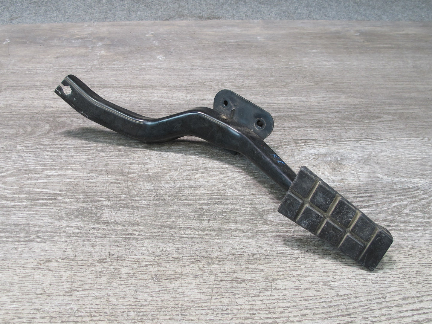 89-91 Chevrolet Corvette C4 Gas Accelerator Throttle Pedal 14104715 OEM