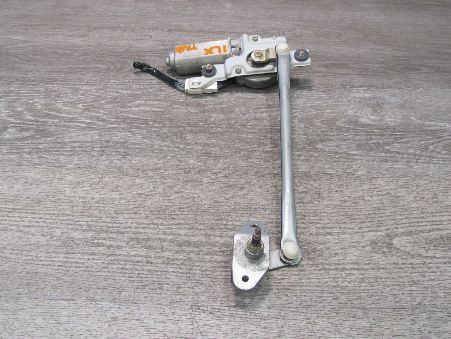 1998-2007 Lexus J100 LX470 Rear Windshield Wiper Motor W/ Linkage 85080-60170