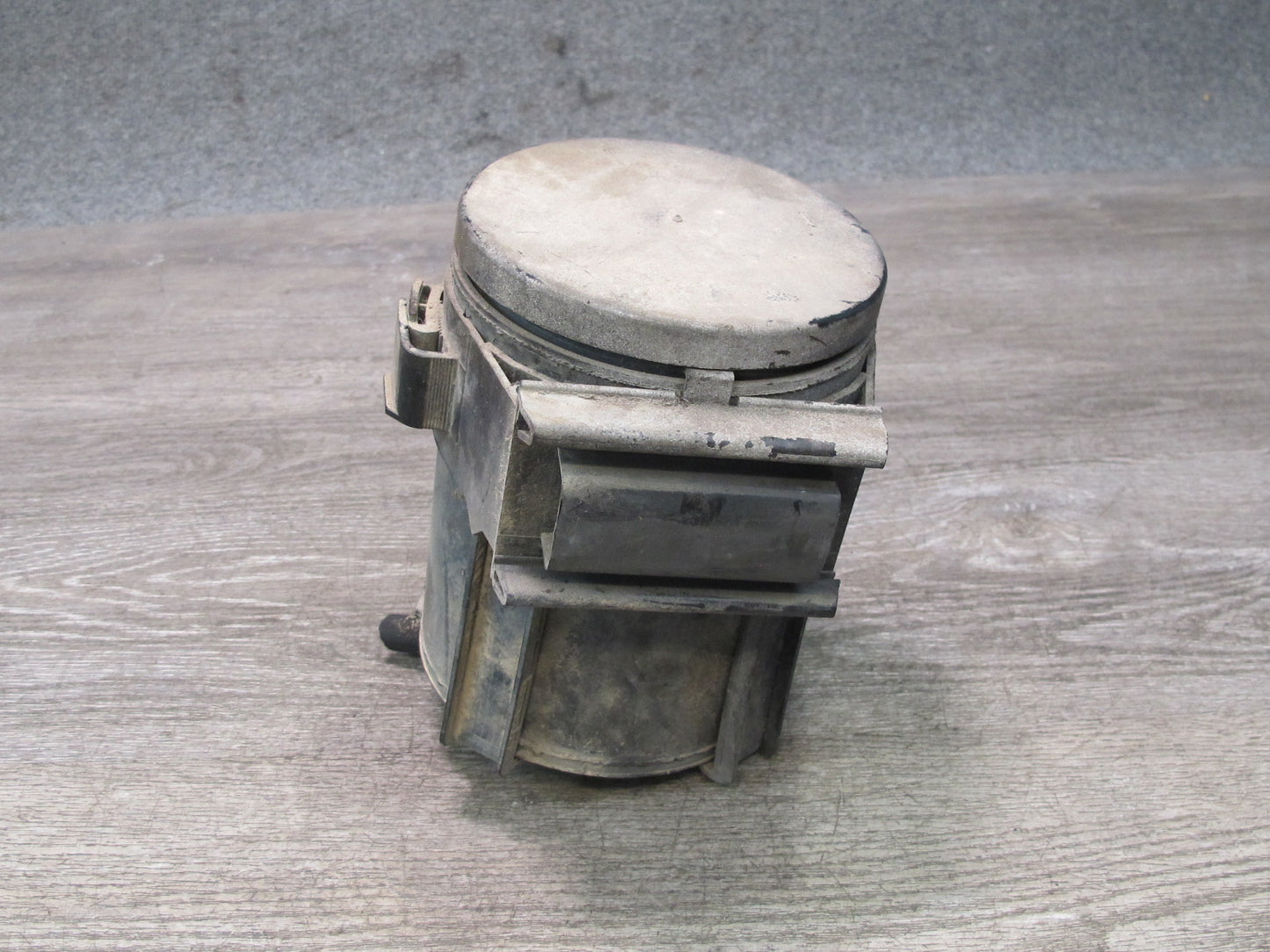 1991 Chevrolet Corvette C4 Fuel Evap Vapor Charcoal Canister Purge Valve OEM