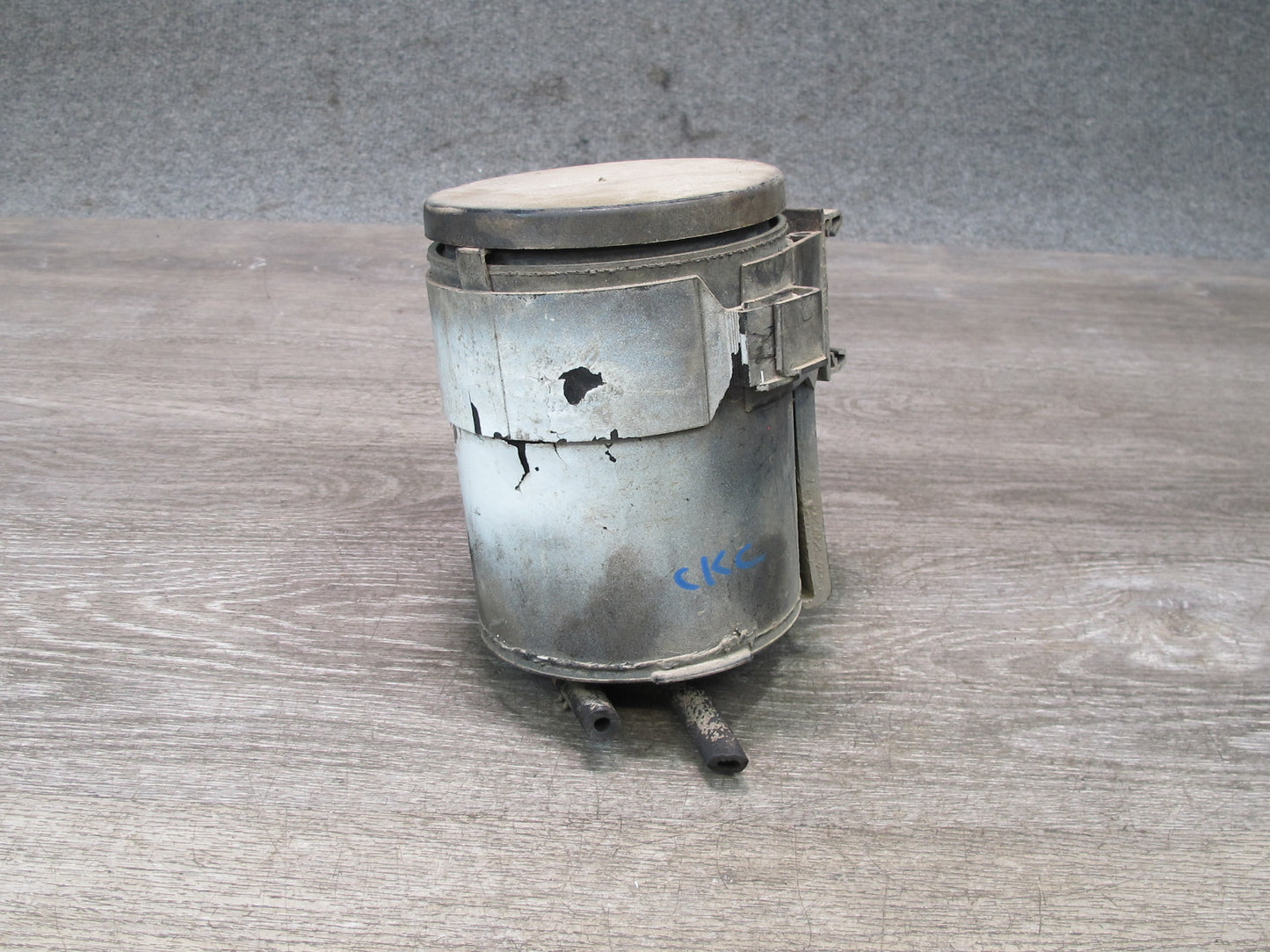 1991 Chevrolet Corvette C4 Fuel Evap Vapor Charcoal Canister Purge Valve OEM