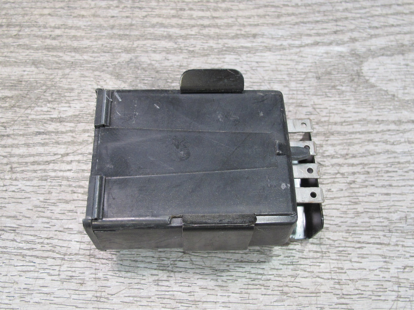 90-96 Chevrolet Corvette C4 Warning Alarm Buzzer Chime Module Relay OEM