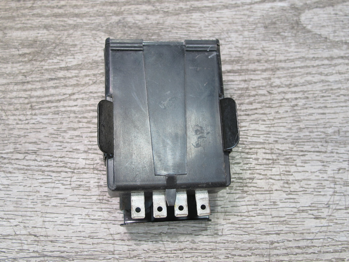 90-96 Chevrolet Corvette C4 Warning Alarm Buzzer Chime Module Relay OEM
