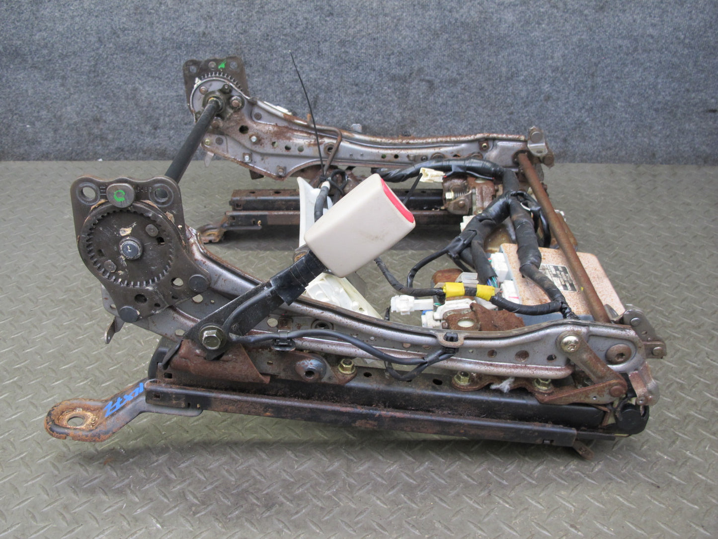 1998-2002 Lexus LX470 Front Left Driver Side Lower Seat Track Frame W/ Motor