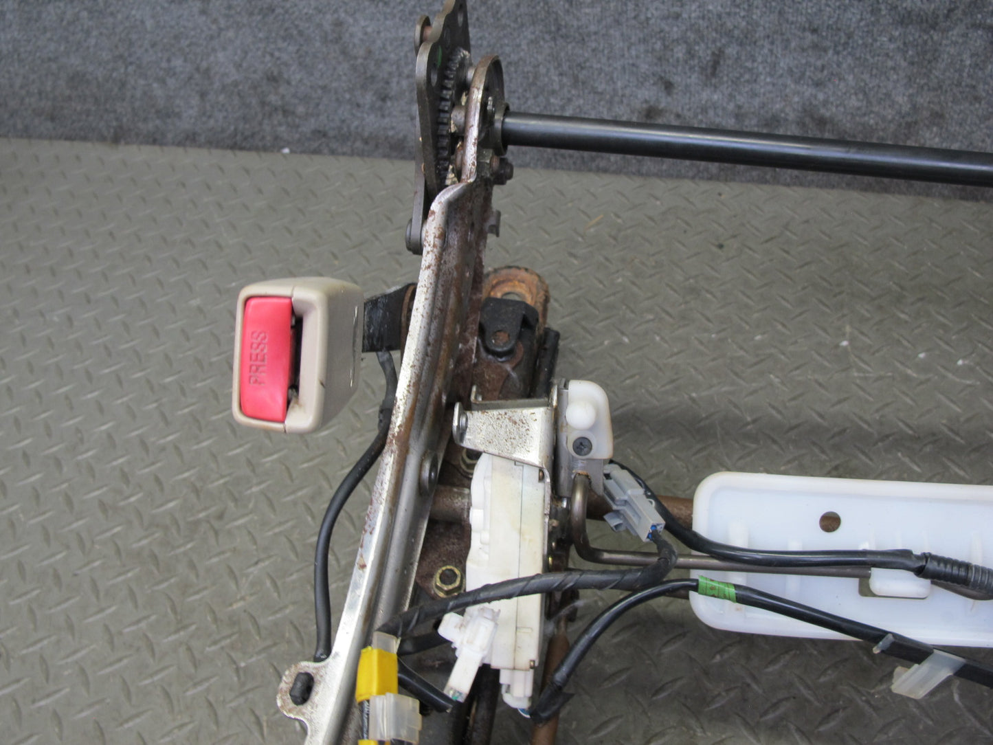 1998-2002 Lexus LX470 Front Left Driver Side Lower Seat Track Frame W/ Motor